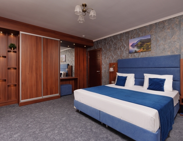 Люкс 2-местный 2-комн. - Курортный отель «Славянка»