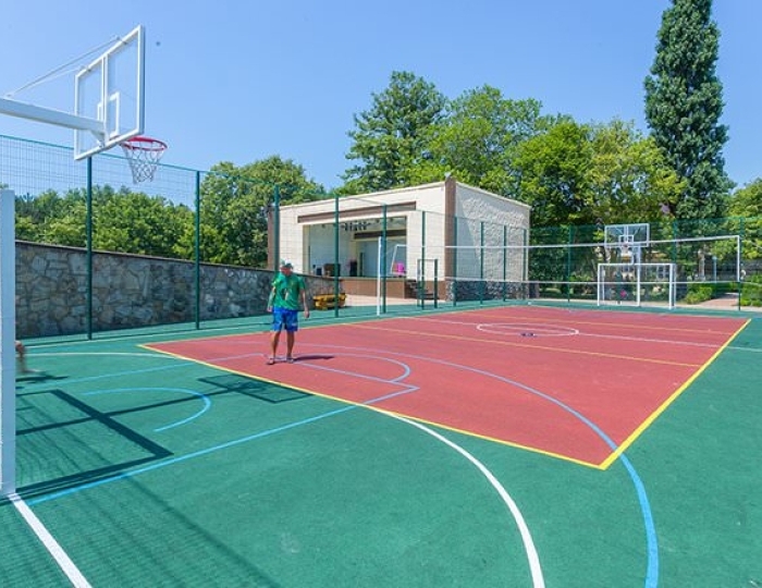 Теннисный корт - Курортный отель «Славянка»